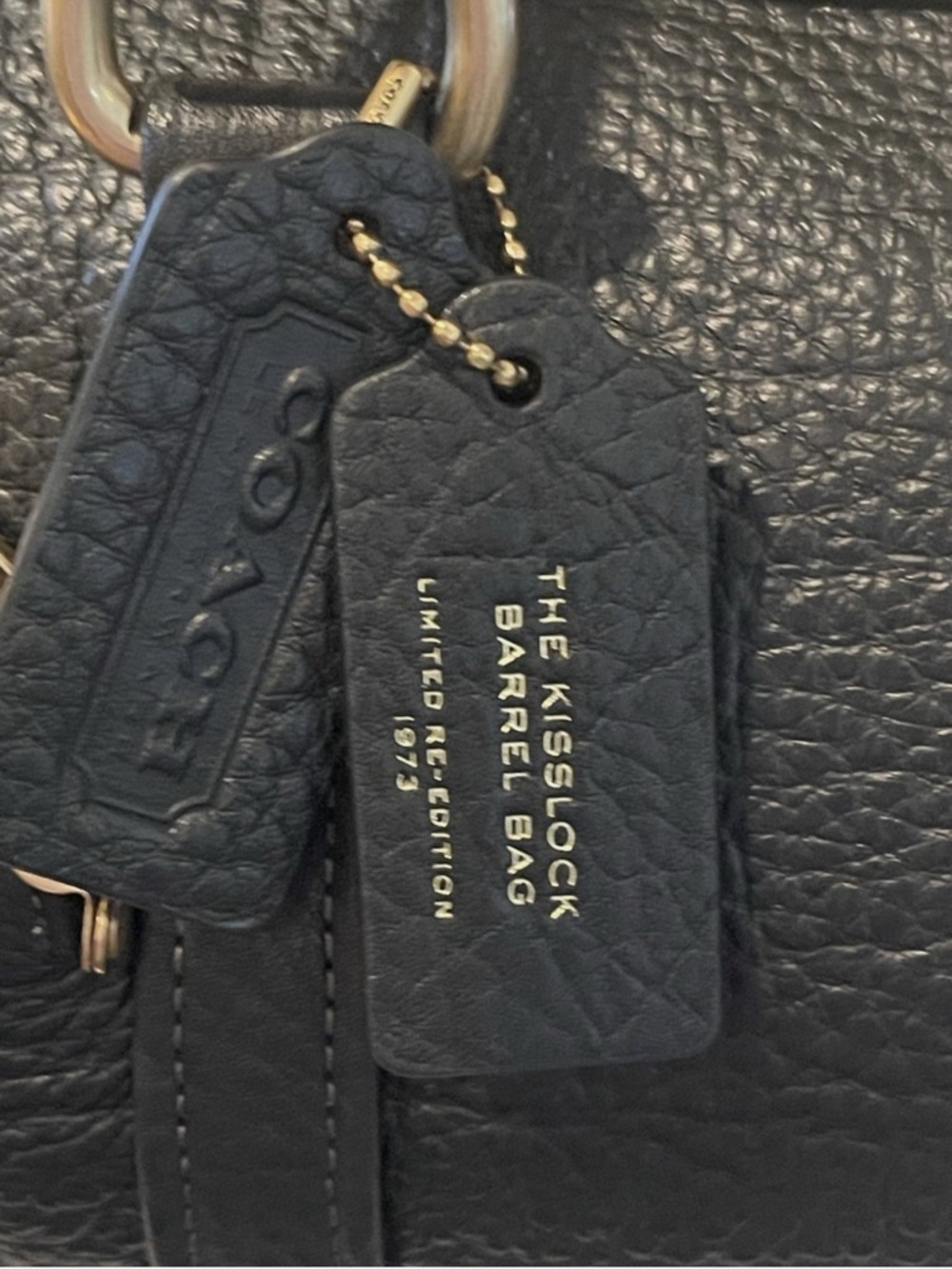 New Coach Kisslock Barrel Shoulder Bag 28 with Black and Gold - Picture 9 of 14